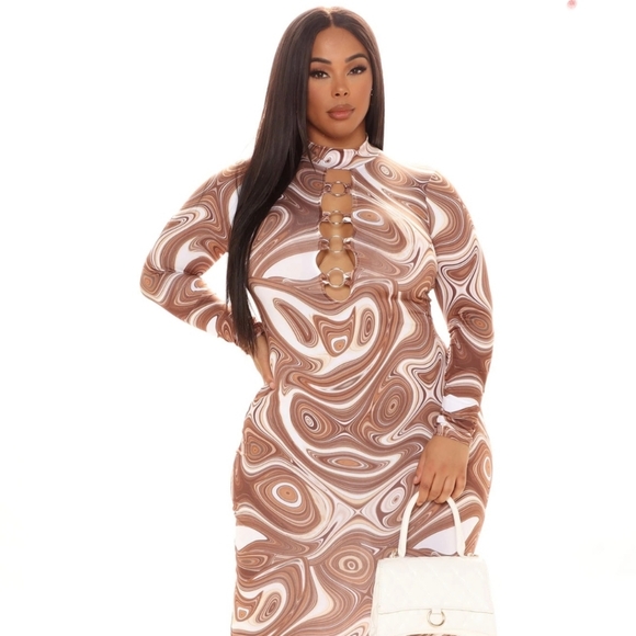 COPY - Sexy Groove is in the Heart Maxi Dress...the "That Gurl" Outfit - Picture 4 of 6